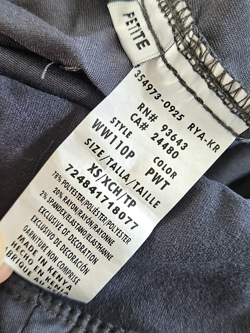 Cherokee Workwear Grey V-Neck Women’s Scrub 2 XS Tops & 2 XS Bottoms. - Picture 5 of 9